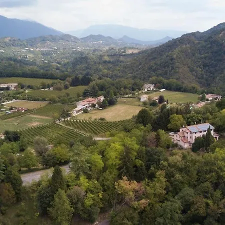 Bed and breakfast Four Winds