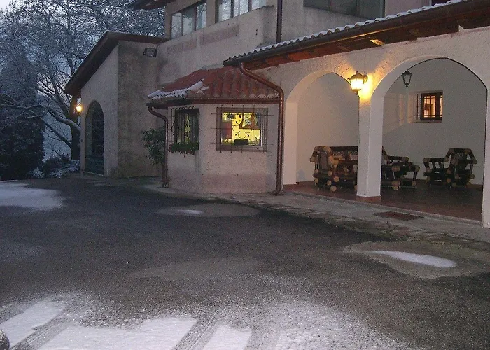 Frühstückspension Four Winds 3*