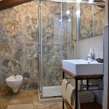 Four Winds 3* Follina